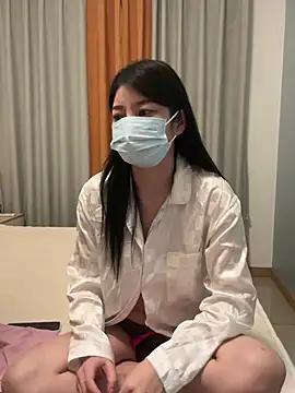 lululu-sweet online show from December 29, 2024, 2:42 pm