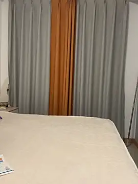 lululu-sweet online show from January 11, 2025, 4:03 pm