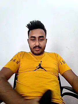 Snapshot of Rainted_Boyfriend_00x chatting on September 10, 2025, 6:24 am Rainted Boyfriend 00x online show from September 10, 2025, 6:24 am