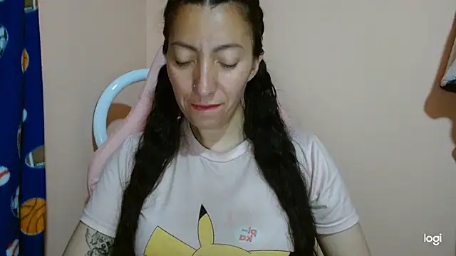 kaybabyhot online show from April 19, 2026, 1:32 pm