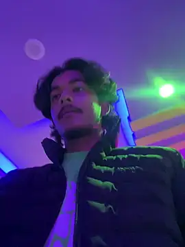 Onlyjishan online show from December 28, 2024, 4:09 pm