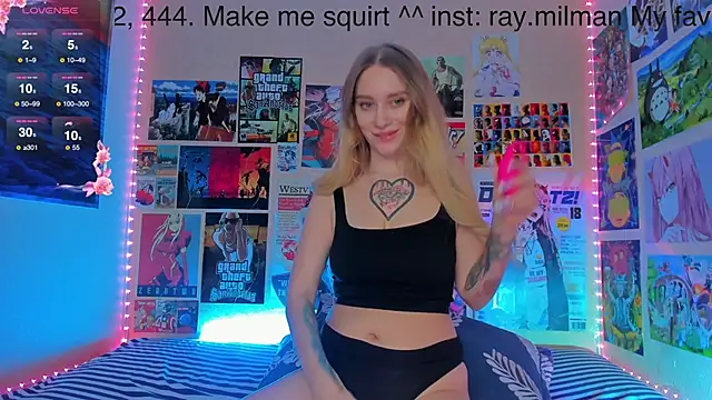 Snapshot of AliceMilman chatting on February 2, 2025, 10:57 am AliceMilman online show from February 2, 2025, 10:57 am