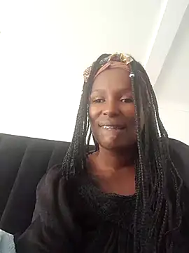 Foxy Bee online show from March 1, 2025, 1:40 pm