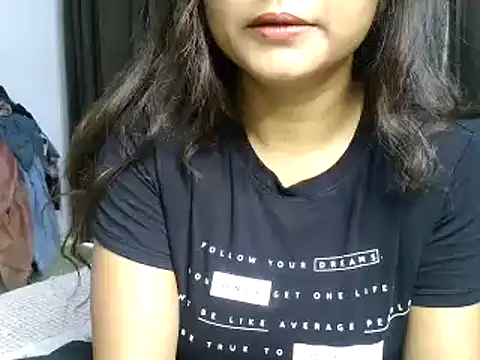 Snapshot of Hritvika chatting on August 6, 2026, 4:14 am Hritvika online show from August 6, 2026, 4:14 am