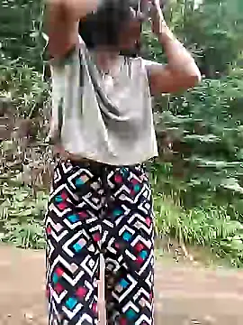 Snapshot of Danna-linyi chatting on December 26, 2024, 3:53 pm Danna-linyi online show from December 26, 2024, 3:53 pm