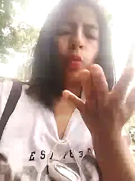 Snapshot of Danna-linyi chatting on January 3, 2025, 4:48 pm Danna-linyi online show from January 3, 2025, 4:48 pm