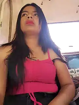 Snapshot of Danna-linyi chatting on February 7, 2025, 1:43 pm Danna-linyi online show from February 7, 2025, 1:43 pm