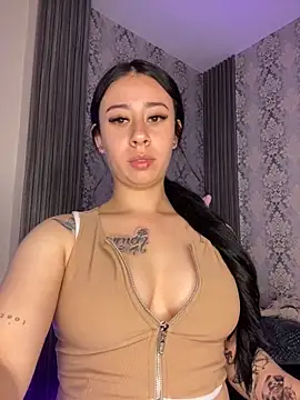 Zoee t online show from November 9, 2025, 3:38 am