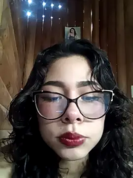 Snapshot of Kyomisweet chatting on January 9, 2025, 7:29 pm Kyomisweet online show from January 9, 2025, 7:29 pm