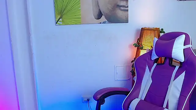 Snapshot of georgina_lulu chatting on February 4, 2025, 7:22 pm georgina lulu online show from February 4, 2025, 7:22 pm