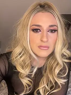 littlebambi26 online show from March 7, 2026, 10:07 pm