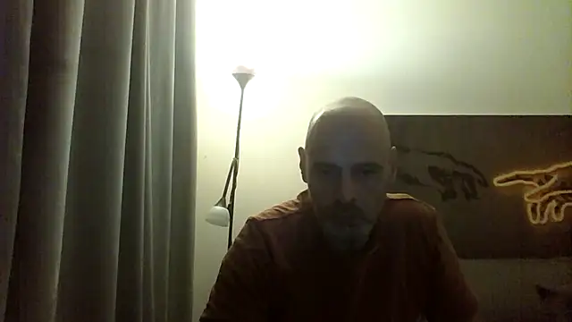 Snapshot of Avamereandmikel chatting on December 14, 2024, 1:06 am Avamereandmikel online show from December 14, 2024, 1:06 am