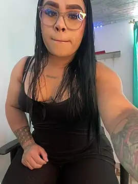 Snapshot of Dulce_smith_1 chatting on June 19, 2026, 4:44 pm Dulce smith 1 online show from June 19, 2026, 4:44 pm