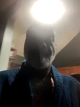 Snapshot of sinnernoir chatting on March 10, 2026, 11:37 am sinnernoir online show from March 10, 2026, 11:37 am