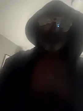 Snapshot of sinnernoir chatting on March 18, 2026, 9:34 am sinnernoir online show from March 18, 2026, 9:34 am