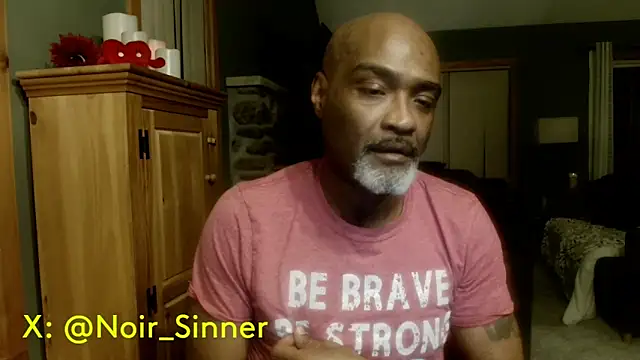 Snapshot of sinnernoir chatting on March 27, 2026, 3:34 am sinnernoir online show from March 27, 2026, 3:34 am