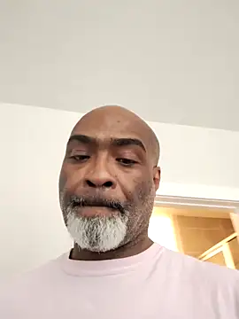 Snapshot of sinnernoir chatting on April 7, 2026, 7:03 pm sinnernoir online show from April 7, 2026, 7:03 pm