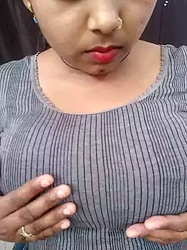 Snapshot of Cute-Anamika50 chatting on February 14, 2025, 8:52 am Cute-Anamika50 online show from February 14, 2025, 8:52 am