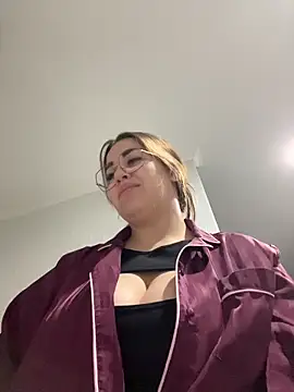 VikiDemi online show from February 1, 2026, 7:12 pm