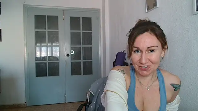 Snapshot of TamaraSweetxo chatting on March 10, 2025, 5:07 pm TamaraSweetxo online show from March 10, 2025, 5:07 pm