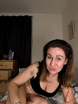 TamaraSweetxo online show from April 2, 2026, 9:56 pm