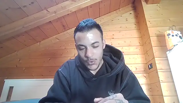 Snapshot of FTM98xxx chatting on February 24, 2026, 10:13 am FTM98xxx online show from February 24, 2026, 10:13 am