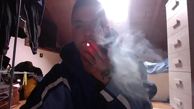 Snapshot of FTM98xxx chatting on March 5, 2026, 11:06 am FTM98xxx online show from March 5, 2026, 11:06 am