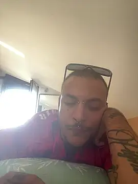 Snapshot of FTM98xxx chatting on July 9, 2026, 3:27 pm FTM98xxx online show from July 9, 2026, 3:27 pm