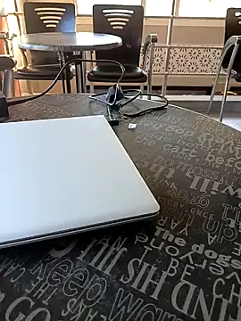 Snapshot of sam458j chatting on February 12, 2025, 5:26 pm sam458j online show from February 12, 2025, 5:26 pm