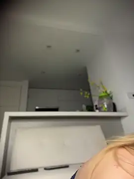 Snapshot of NicoleCut chatting on May 13, 2026, 9:17 am NicoleCut online show from May 13, 2026, 9:17 am