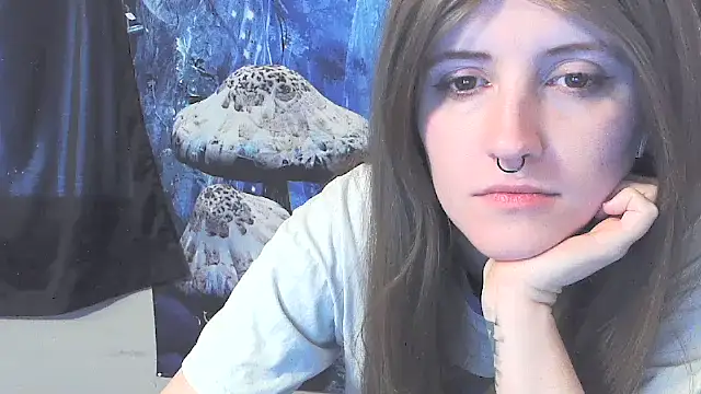 Snapshot of _hellostormy_ chatting on February 13, 2026, 2:02 pm hellostormy online show from February 13, 2026, 2:02 pm