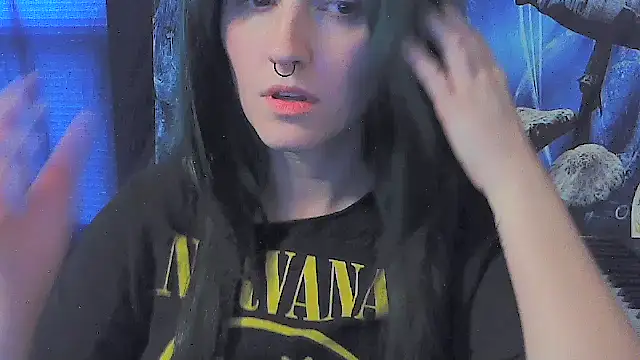 Snapshot of _hellostormy_ chatting on March 2, 2026, 7:21 pm hellostormy online show from March 2, 2026, 7:21 pm