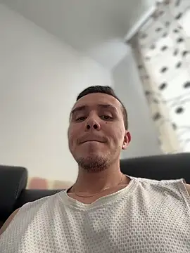 adam-rivera online show from April 4, 2026, 3:09 pm