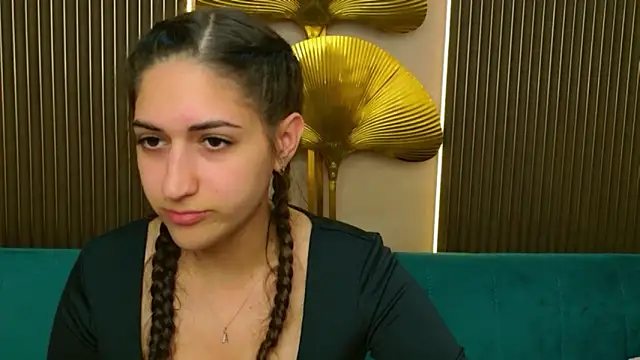 Teresa Stane online show from April 21, 2026, 10:32 am