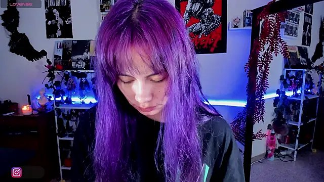 Snapshot of _sakae_ chatting on October 5, 2025, 9:18 am sakae online show from October 5, 2025, 9:18 am