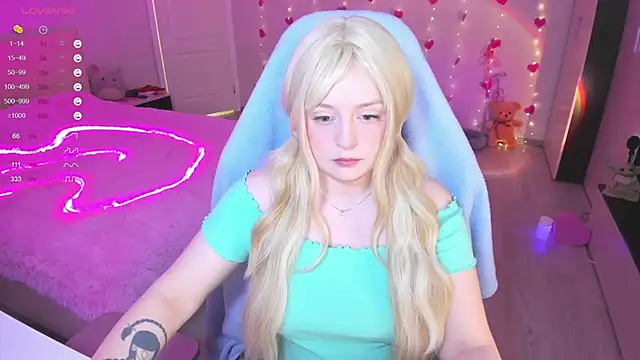 Amy honey angel online show from March 7, 2025, 8:45 am