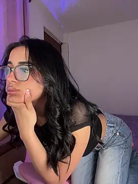 Emily-14 online show from February 2, 2026, 5:28 am