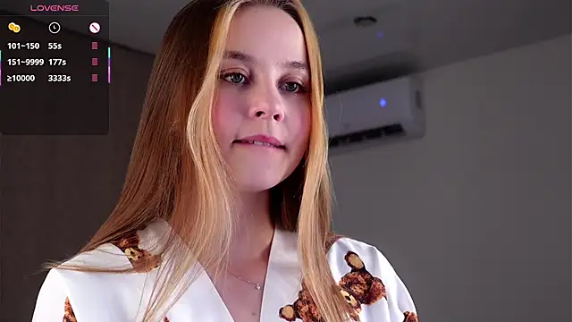 FalineDowlen online show from February 11, 2025, 1:41 am