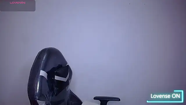 SaraBraun  online show from February 9, 2026, 6:12 pm