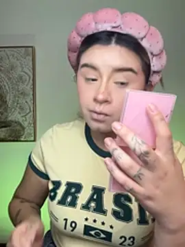 Snapshot of SaraBraun_ chatting on July 5, 2026, 3:30 pm SaraBraun online show from July 5, 2026, 3:30 pm