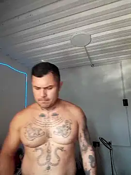 Snapshot of Cristiano_grande chatting on January 7, 2026, 6:10 pm Cristiano grande online show from January 7, 2026, 6:10 pm