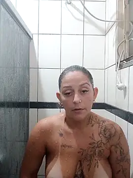 Snapshot of baixinhaloira chatting on April 20, 2026, 2:47 am baixinhaloira online show from April 20, 2026, 2:47 am