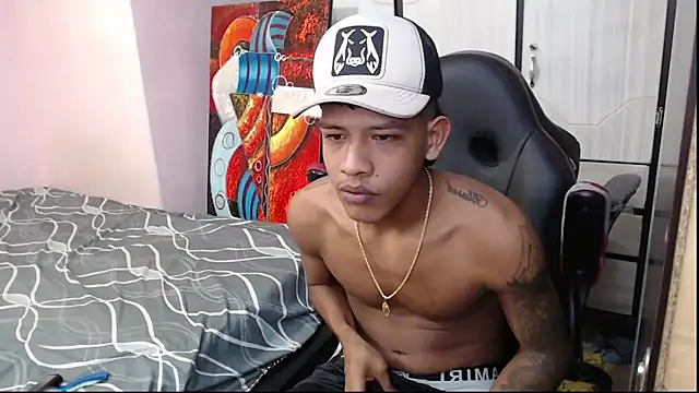 Snapshot of mr_stiven_ chatting on February 7, 2025, 8:44 am mr stiven  online show from February 7, 2025, 8:44 am