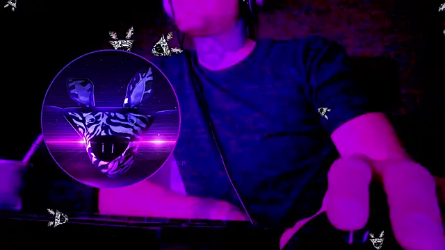 HappyZebra13 online show from February 12, 2025, 4:00 pm