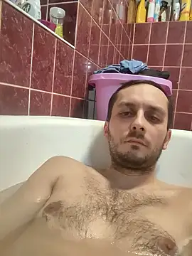 Snapshot of Kondzio chatting on December 22, 2024, 6:04 pm Kondzio online show from December 22, 2024, 6:04 pm