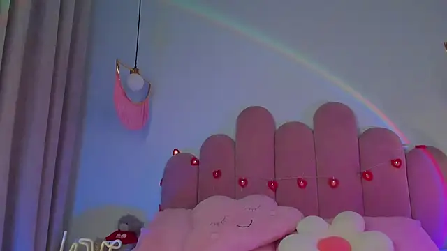 ElsaYoung online show from March 2, 2025, 2:51 am