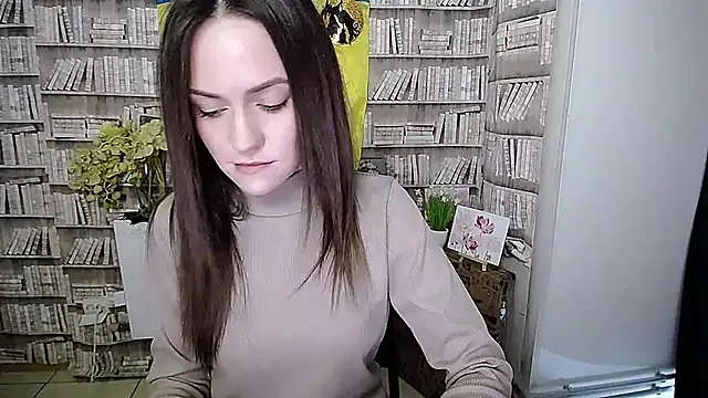 Lina Star S online show from October 17, 2025, 6:49 am