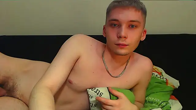 Snapshot of __sugarrebit chatting on February 3, 2025, 11:47 pm   sugarrebit online show from February 3, 2025, 11:47 pm