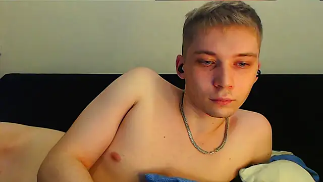 Snapshot of __sugarrebit chatting on February 8, 2025, 10:19 pm   sugarrebit online show from February 8, 2025, 10:19 pm