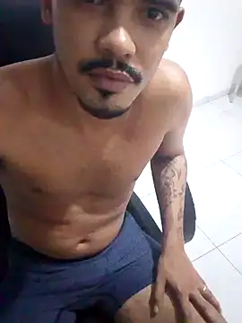 44corninho online show from December 13, 2024, 1:04 am